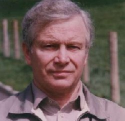 picture of Dr Dennis Kennedy